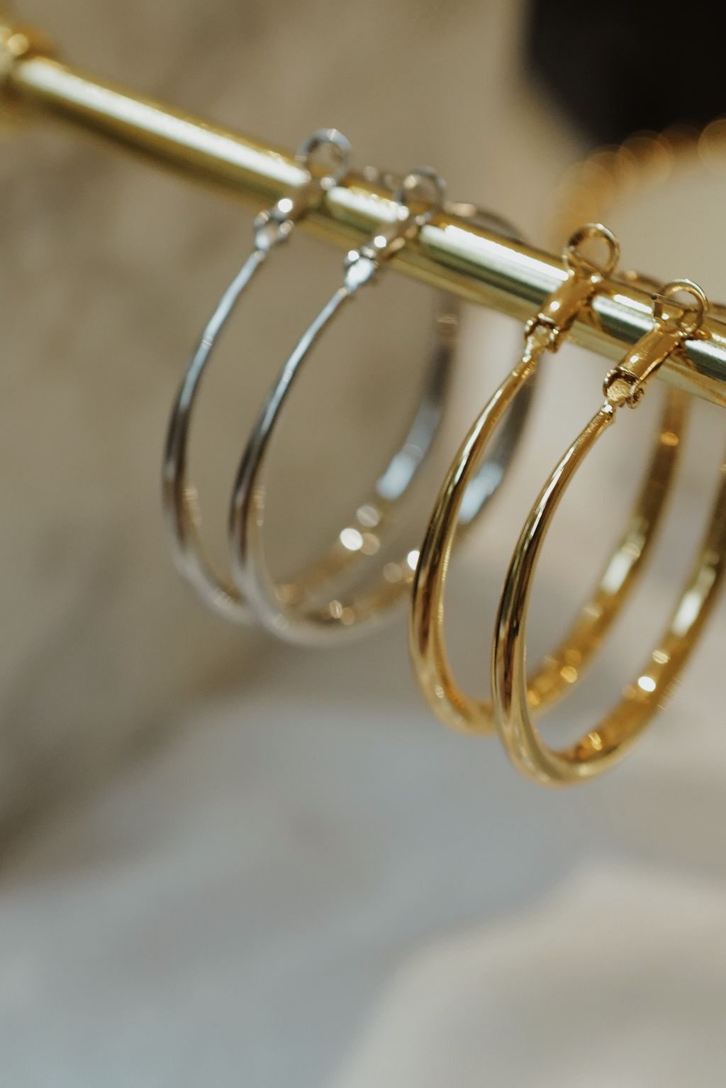 L1211094-1751892577980