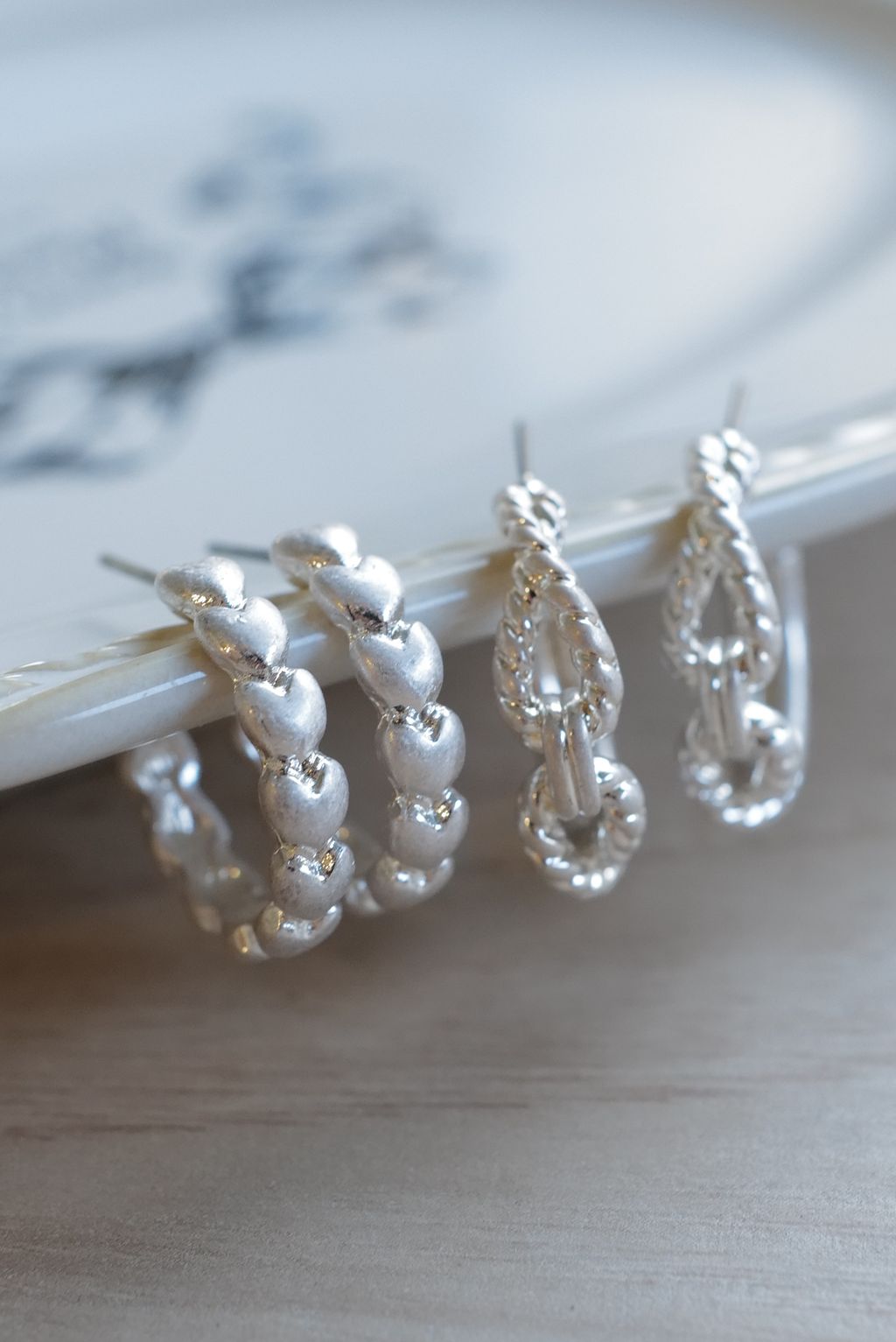 L1220348-1760012377945