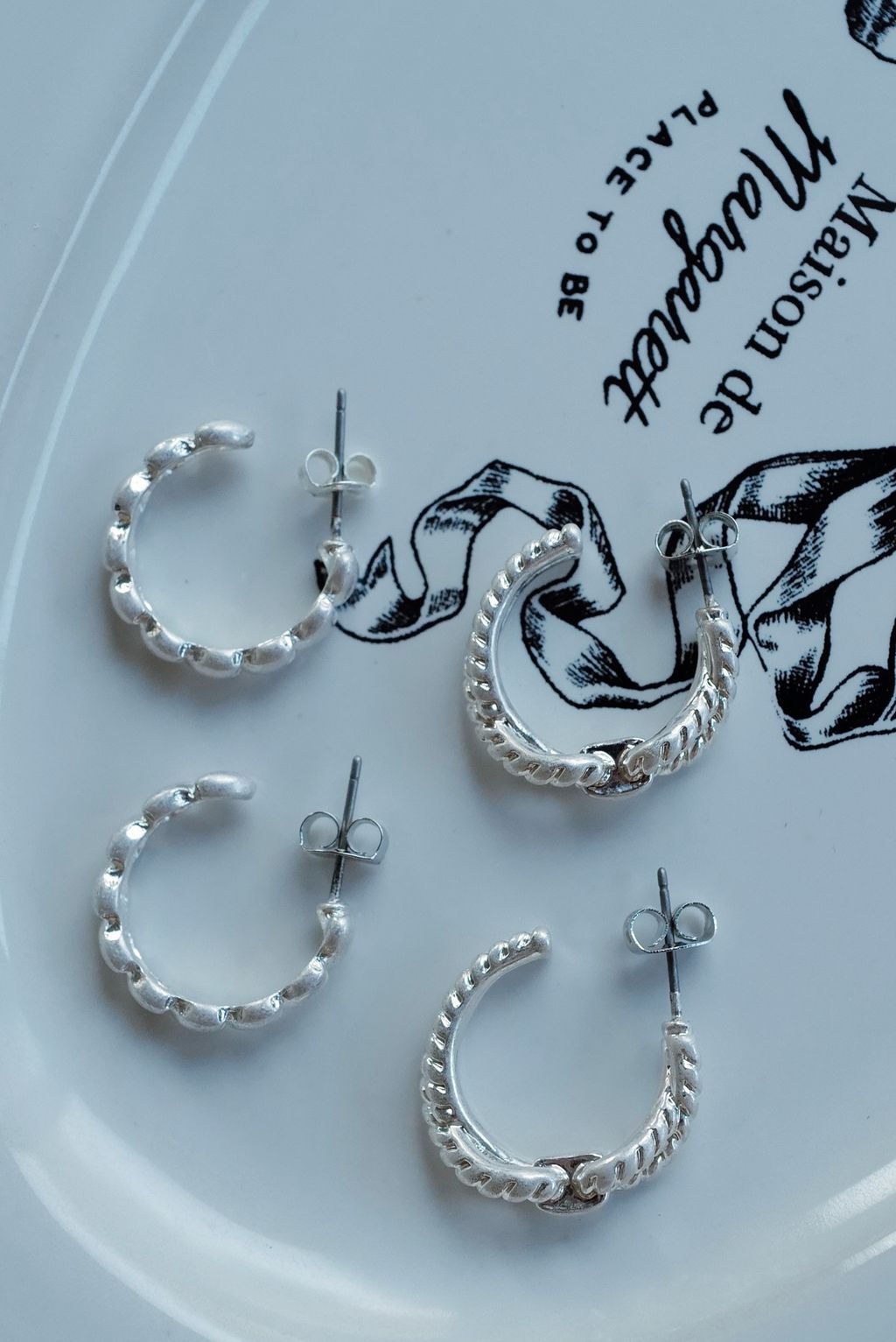 L1220356-1760012377957