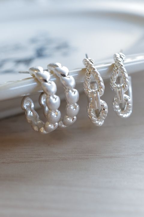 L1220347-1760012526290