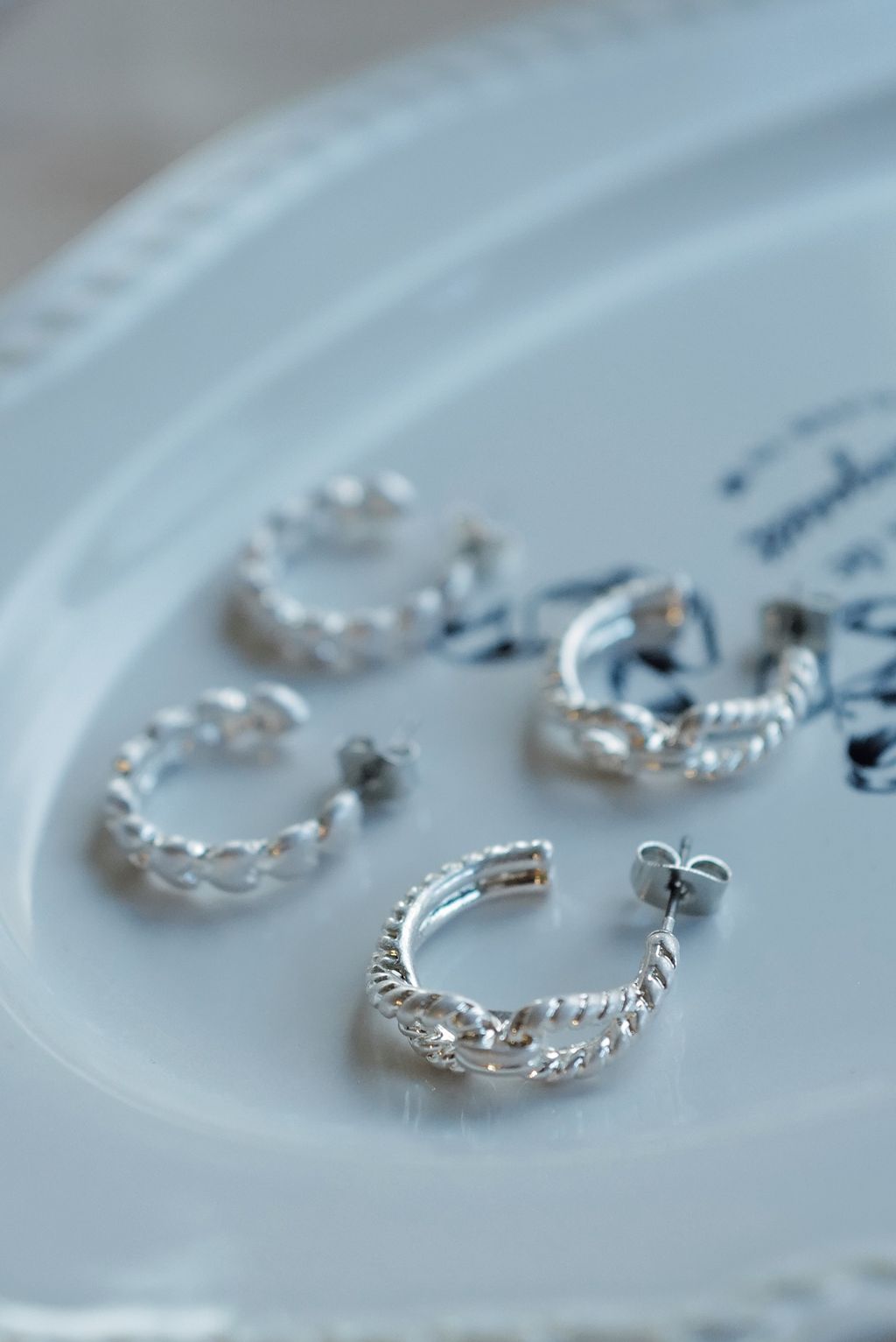 L1220352-1760012526287