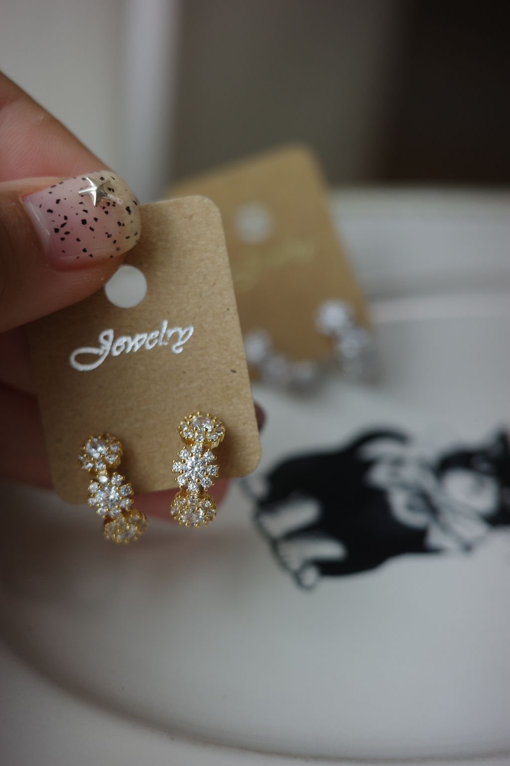 R0010981-1760018888324