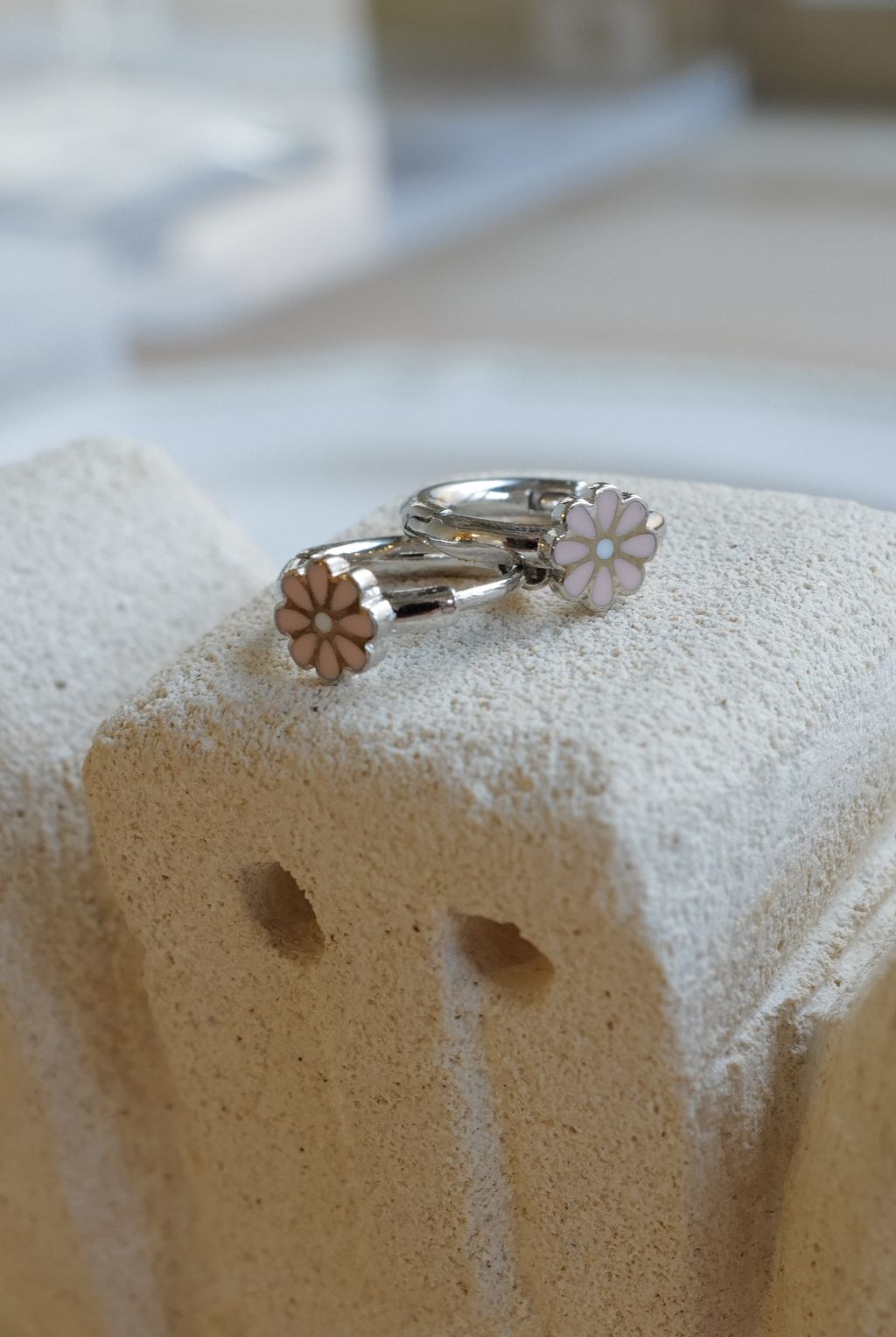 L1220399-1760096147273