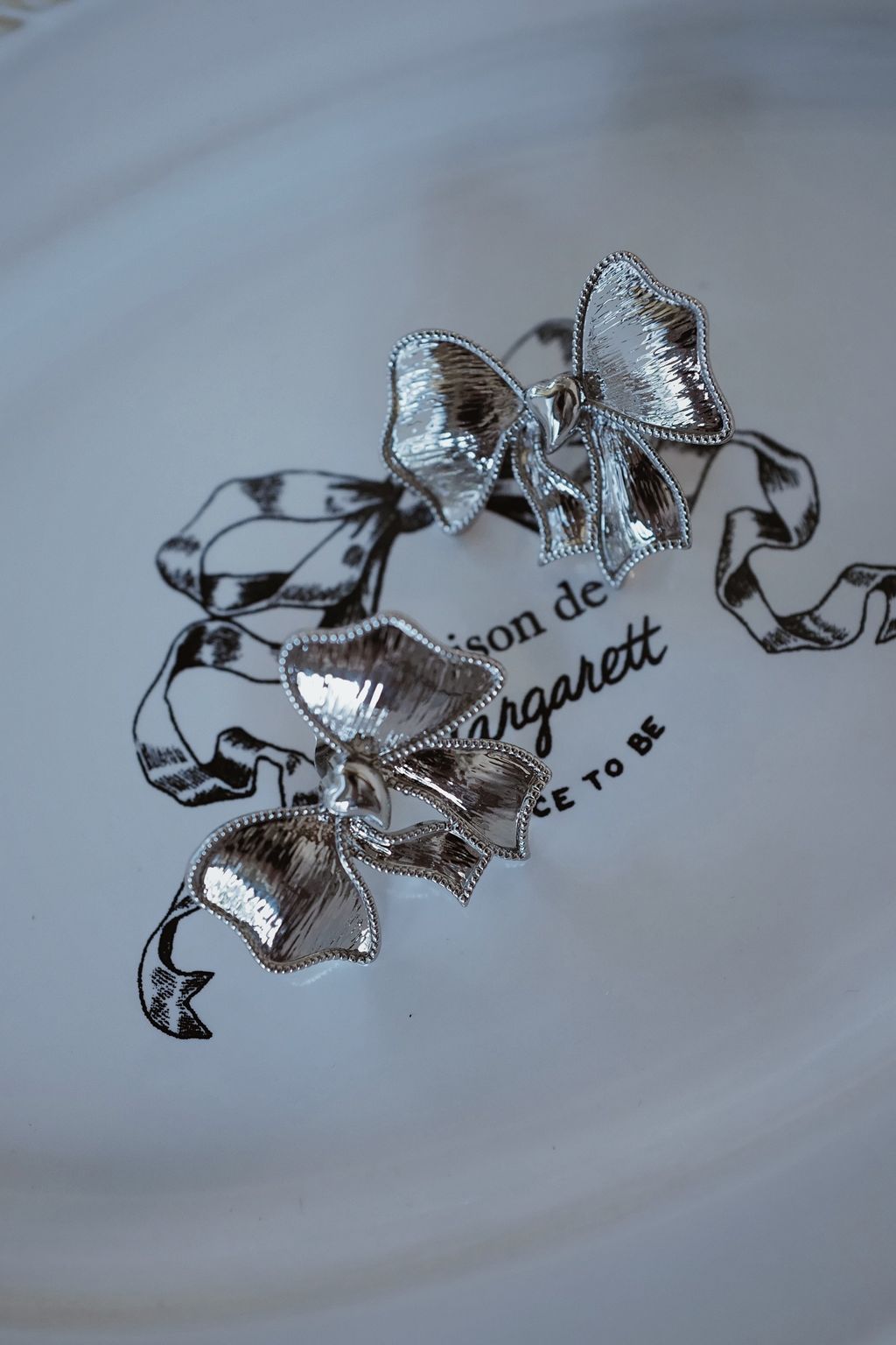 L1230622-1762623045976