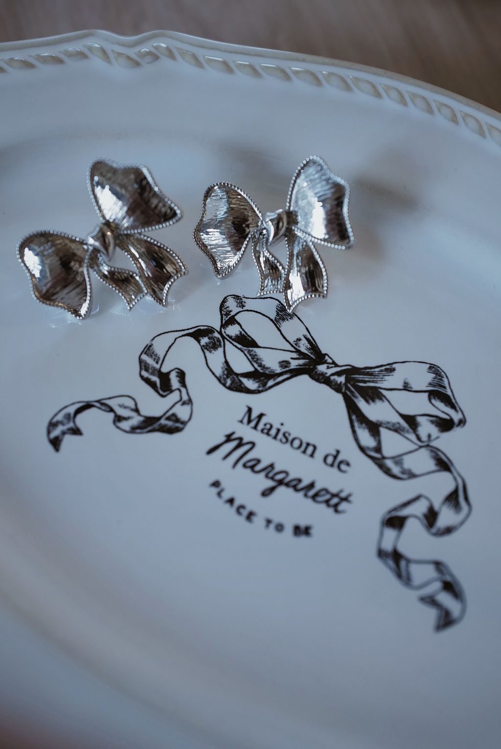 L1230614-1762623045985