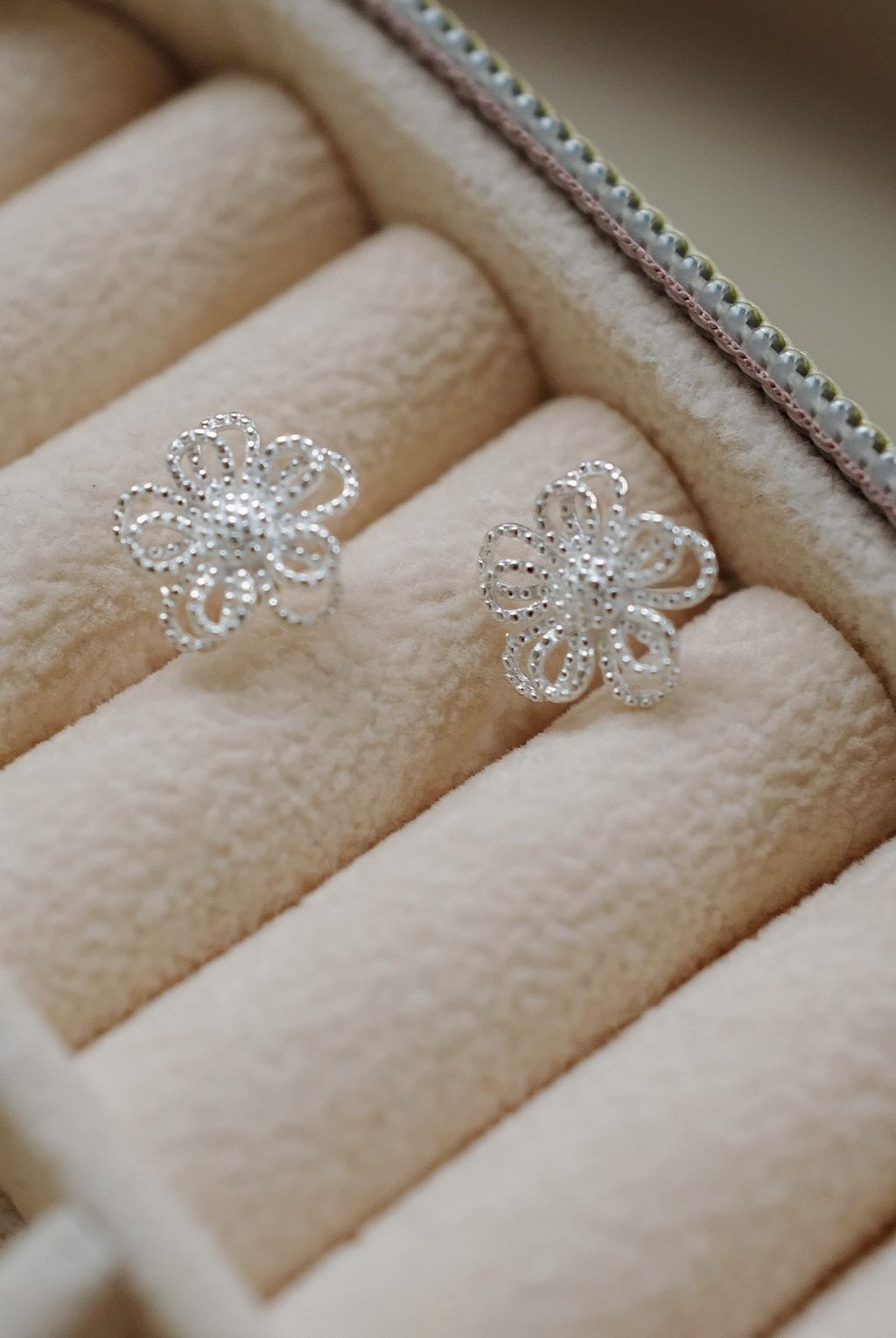 L1220813-1762624114624