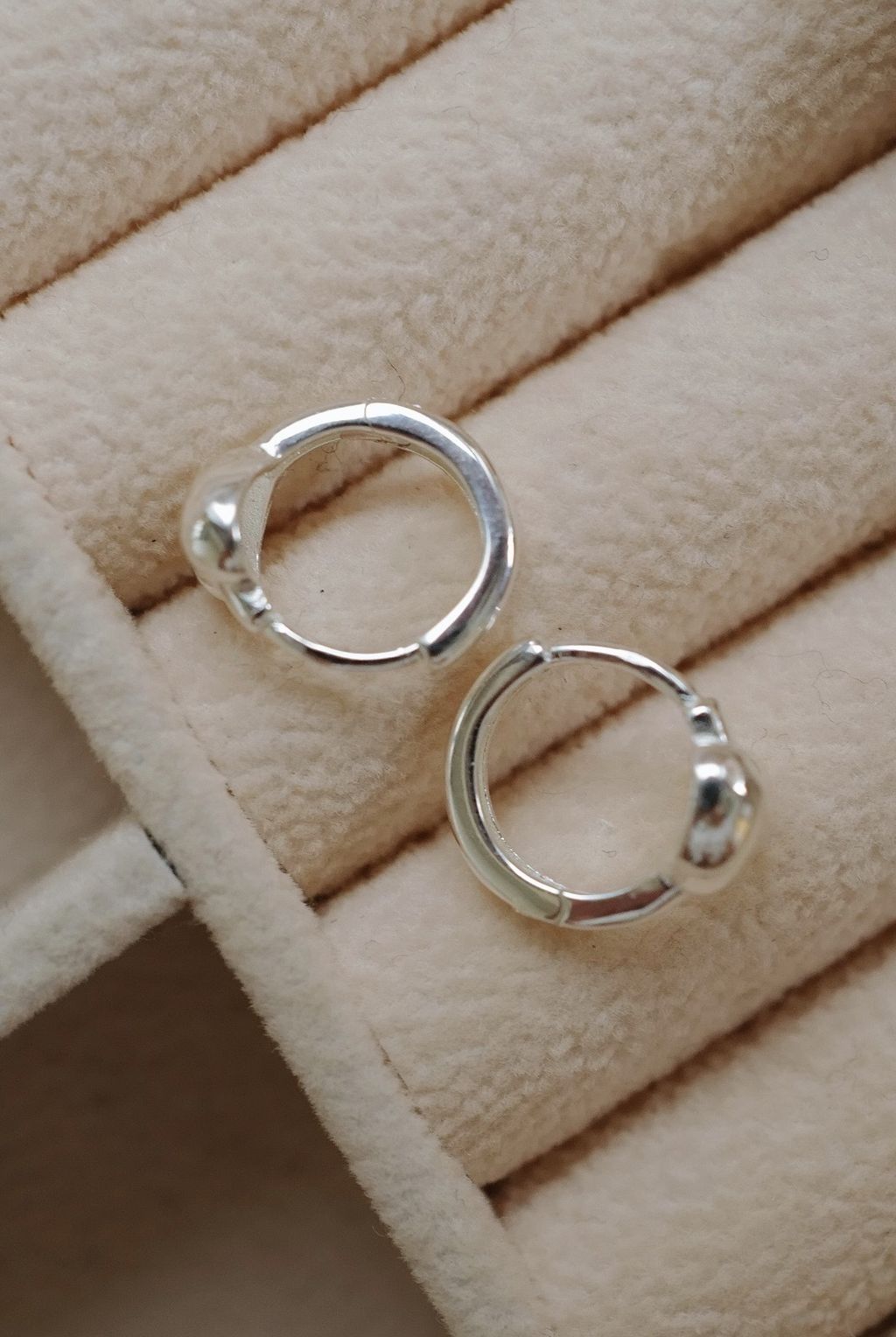 L1220825-1762625846387