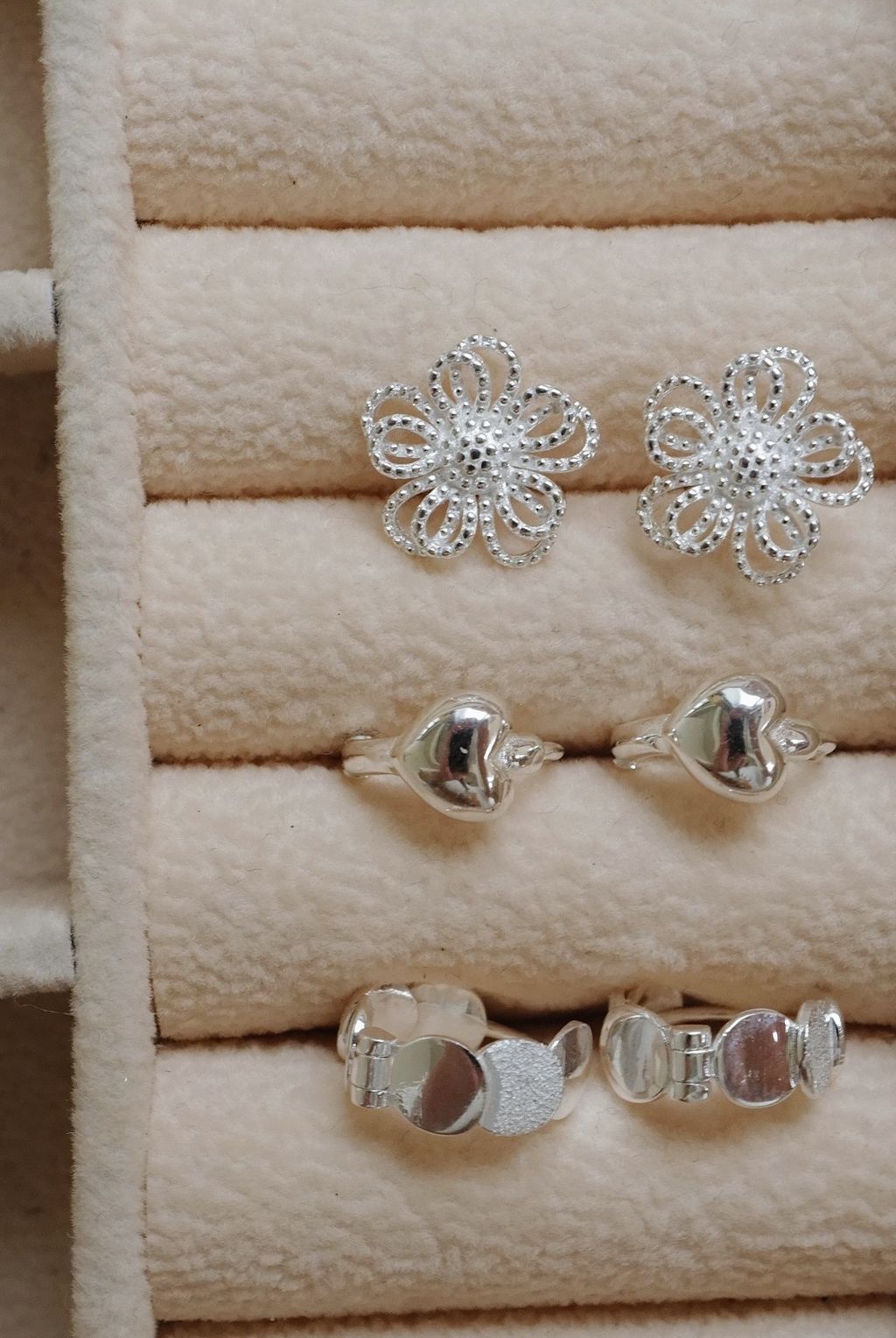 L1220830-1762625846407