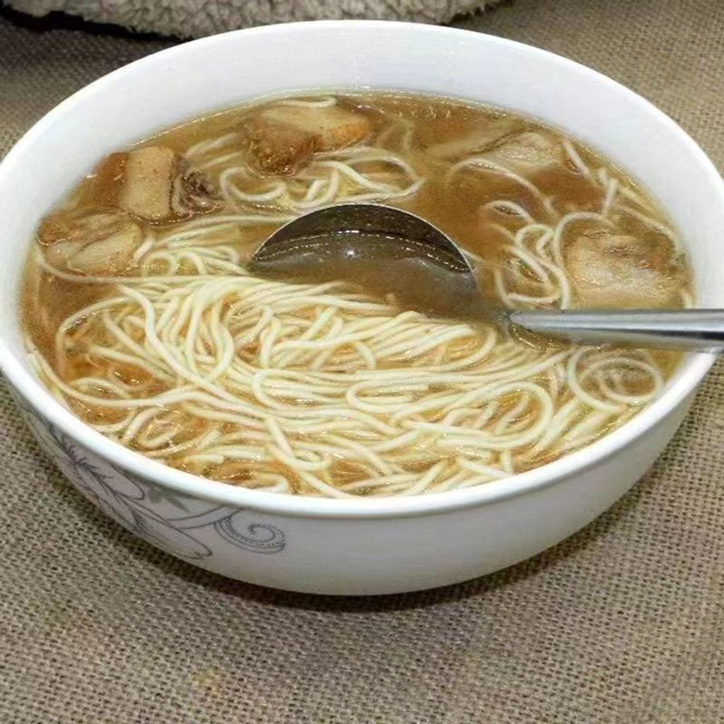 1749909630499-452182296