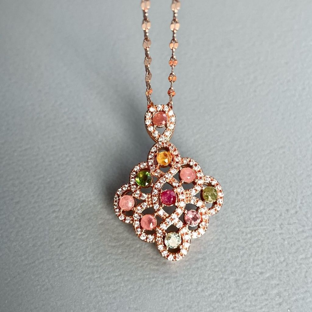 1757131629152-1943110805