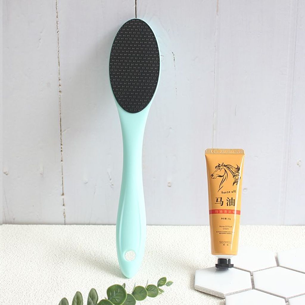 1764142534335-1308804678