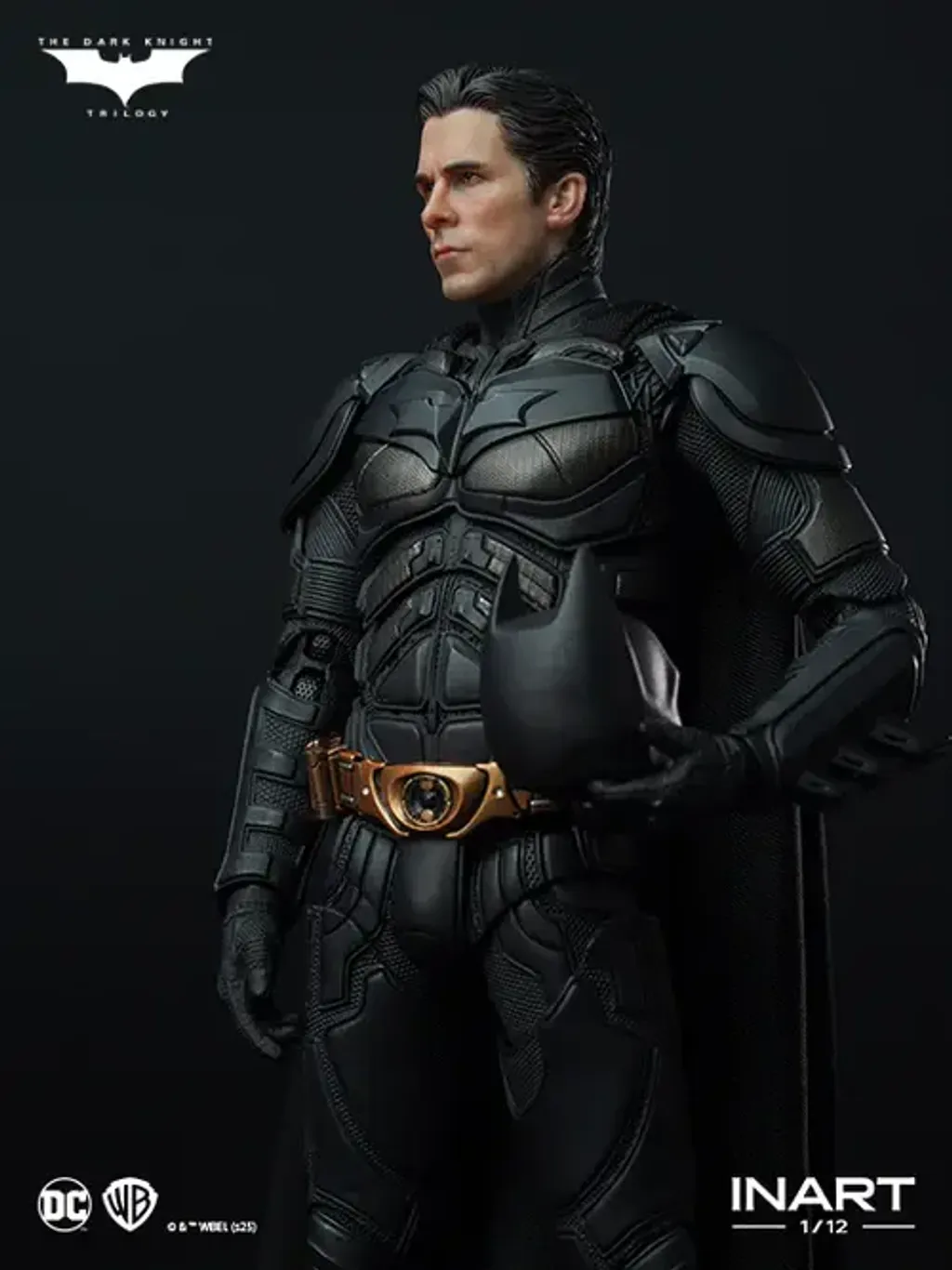 21.BatmanmodelfromTheDarkKnightRiseswithartisticfinishanddesign