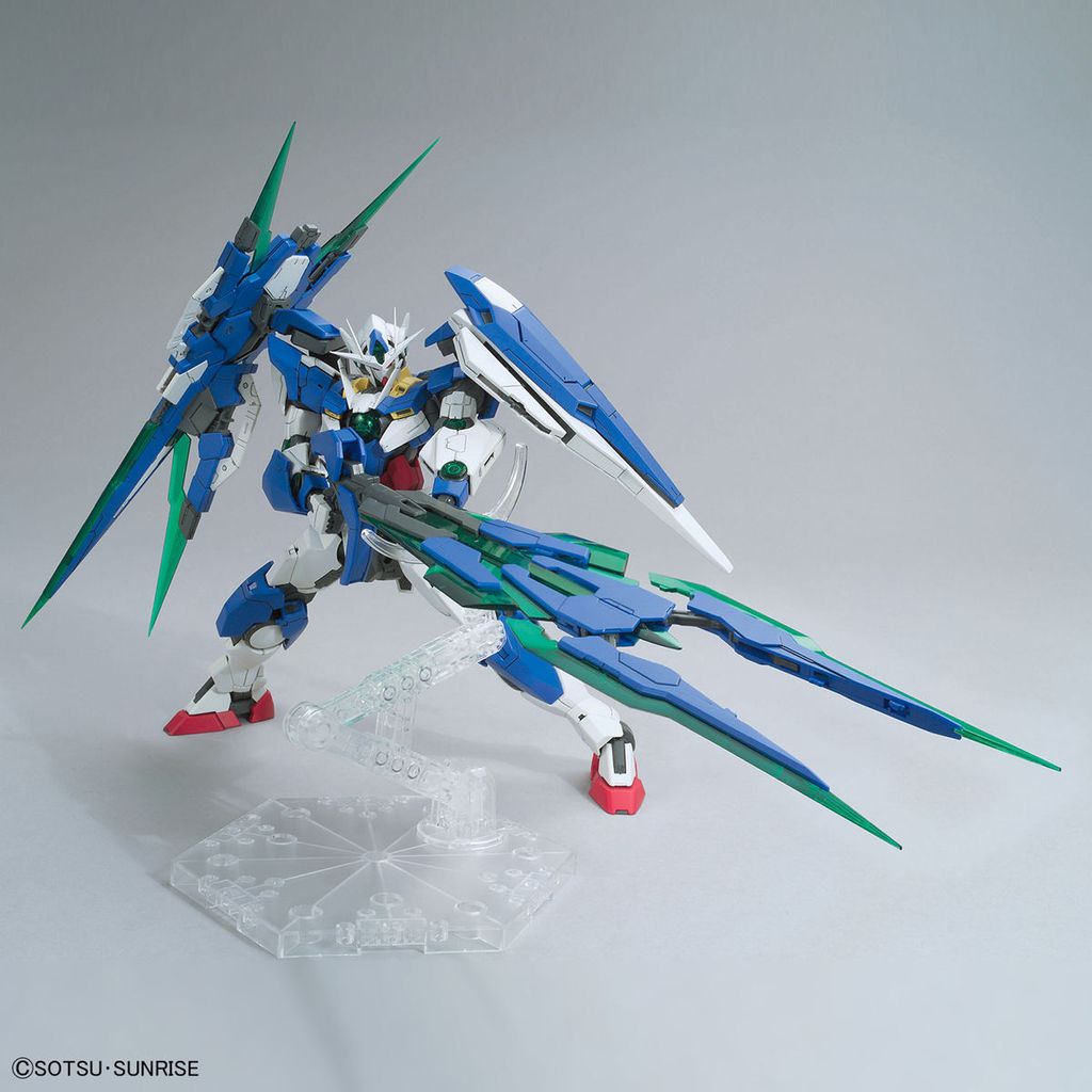 MG 00 QAN[T] FULL SABER 7