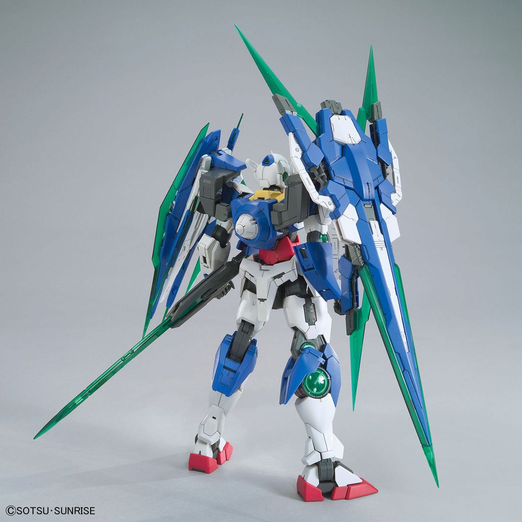 MG 00 QAN[T] FULL SABER 4