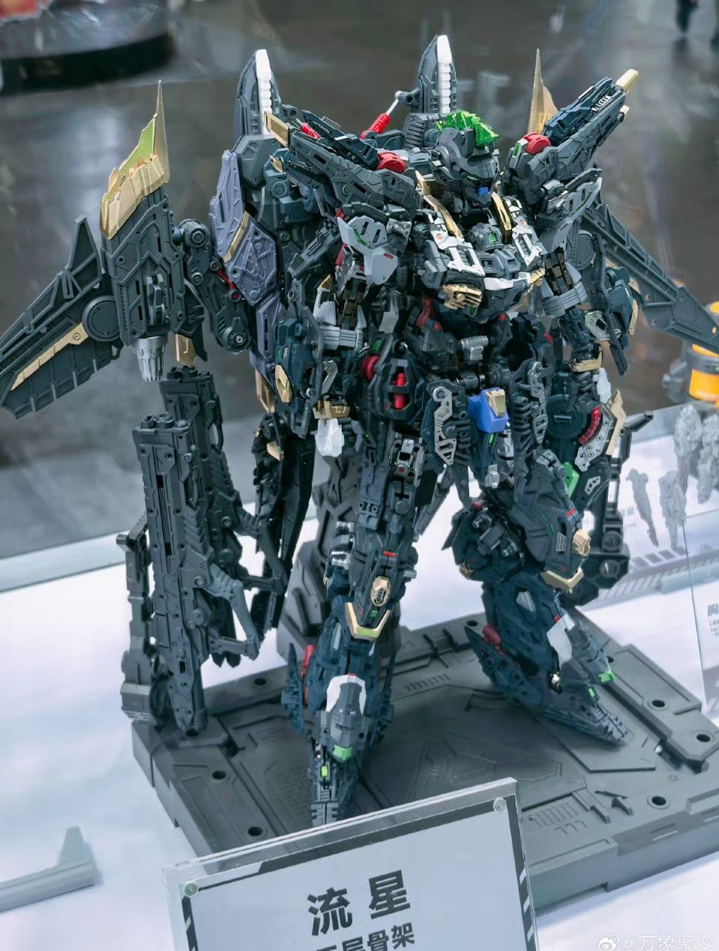 img-176121840559708f9bff9bf58dc82aabb4b695f19ee5438f756cff052681d37eb45209c598c2e(1)