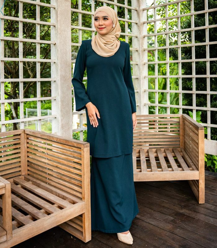 Kurung Fiza (Sacramento) 1