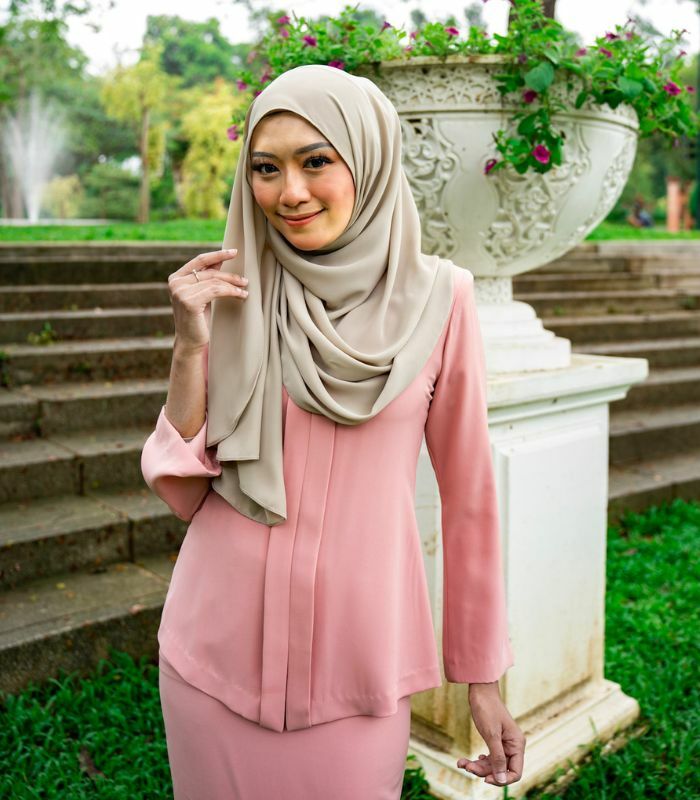 Aisyah Kebaya (Salmon Pink) 2