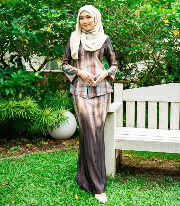 Siddiqa Kebaya (Wood Brown) 1