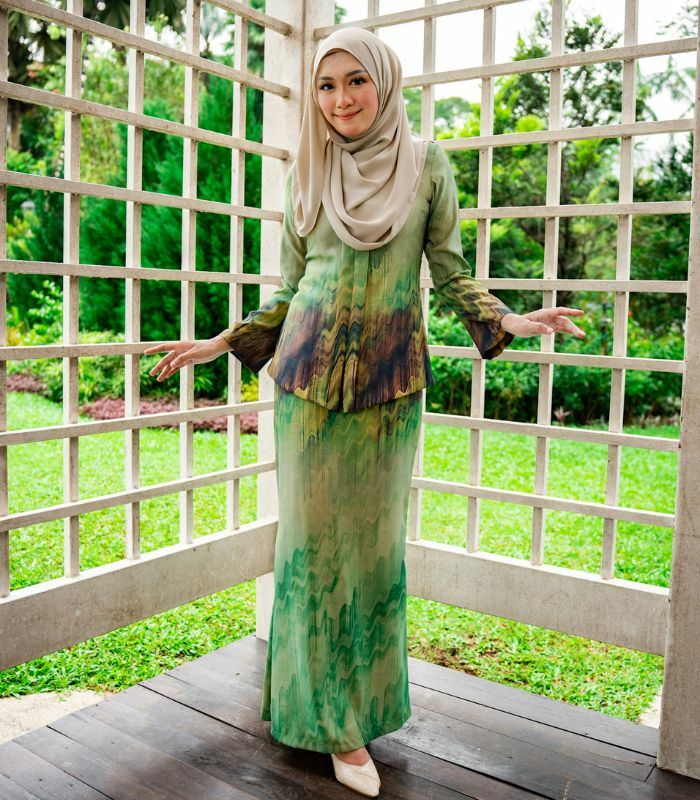 Leena Kebaya (Moss Green) 1