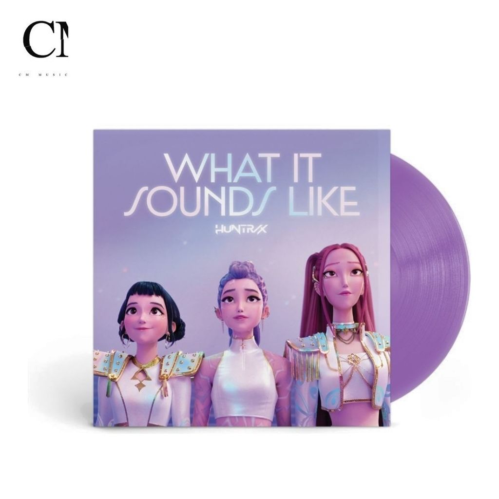 獵魔女團 Huntrix - What It Sounds Like 【7吋膠｜紫色彩膠｜含小卡, 貼紙】（黑膠唱片 LP） 封面