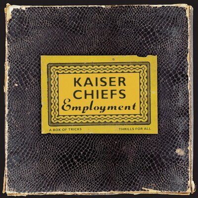 天王老子合唱團 Kaiser Chiefs - Employment【20週年紀念版｜收錄〈I Predict A Riot〉】（黑膠唱片 2LP） 封面