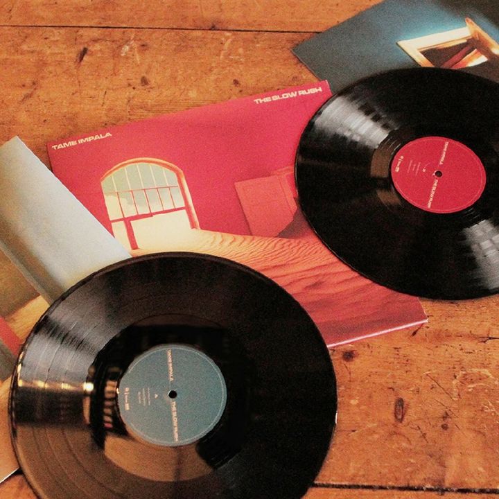 [LP] Tame Impala- The Slow Rush 內頁 1