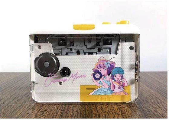 魔法小天使 クリィミーマミ - コンパクトカセットプレーヤー（卡帶機） 內頁 1