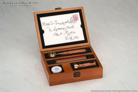 4595122846286_violet-evergarden-violet-evergarden-17-scale-figure-auto-memory-doll-ver-wax-set-crunchyroll-exclusive_8