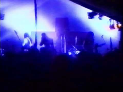 Entombed - Left Hand Path 【史上最偉大 100 張金屬專輯 82 名】（黑膠唱片 LP） 內頁 1