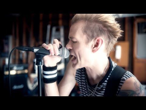 Sum 41 - Heaven :X: Hell（Indie 獨家版｜紅黑雙色彩膠｜黑膠唱片 2LP） 內頁 1