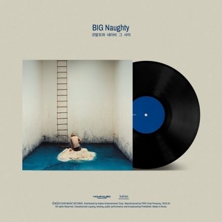 BIG NAUGHTY - EP《BETWEEN COBALT AND NAVY》 （黑膠唱片 LP） 封面