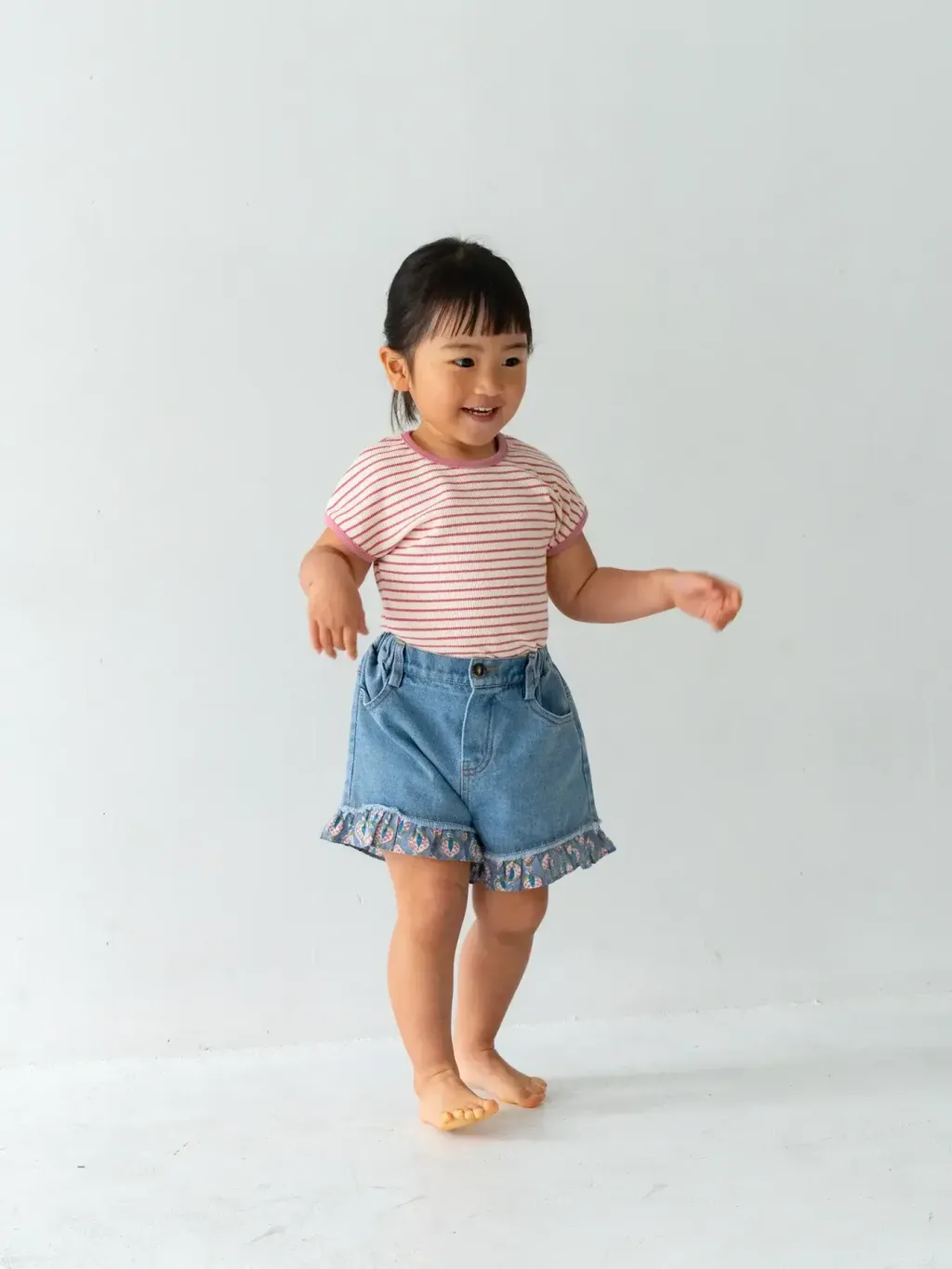 DSC04681_1800x1800