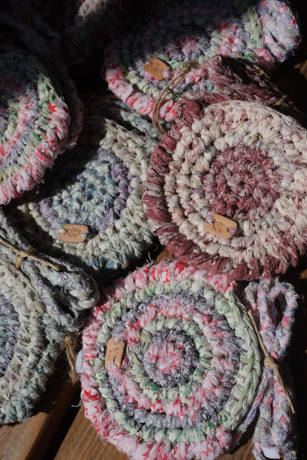 8B6847E4-F7EE-406F-AFB3-A4AA90AB6E0A