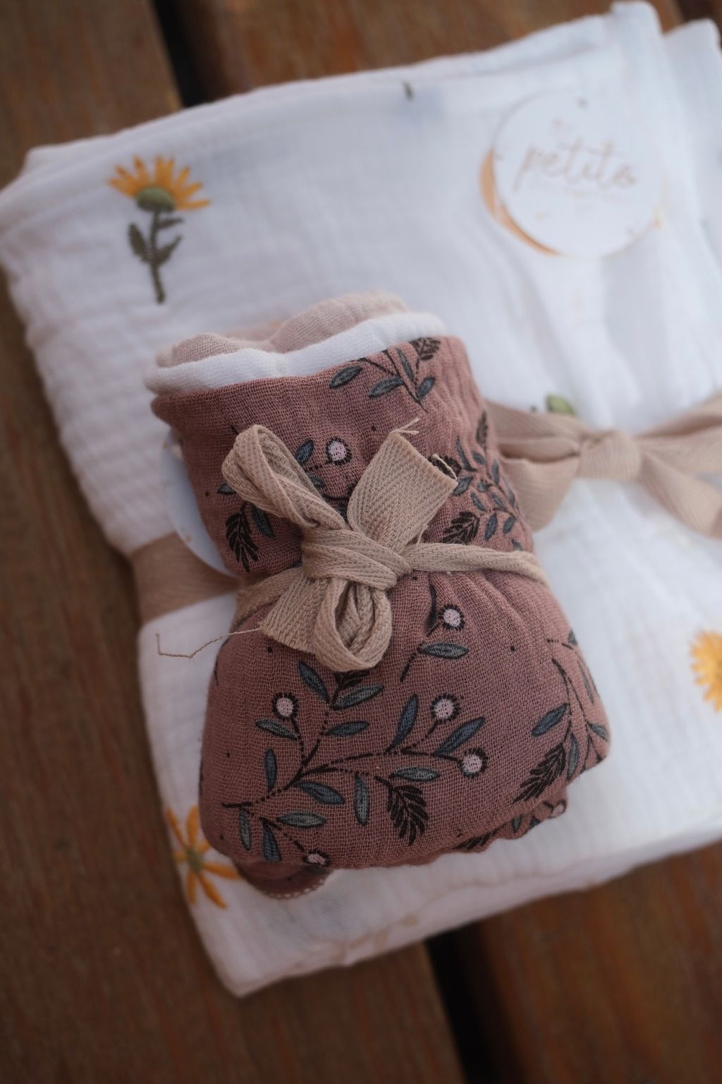 FAA135D9-5971-4898-AF73-F0958CAD5DC0