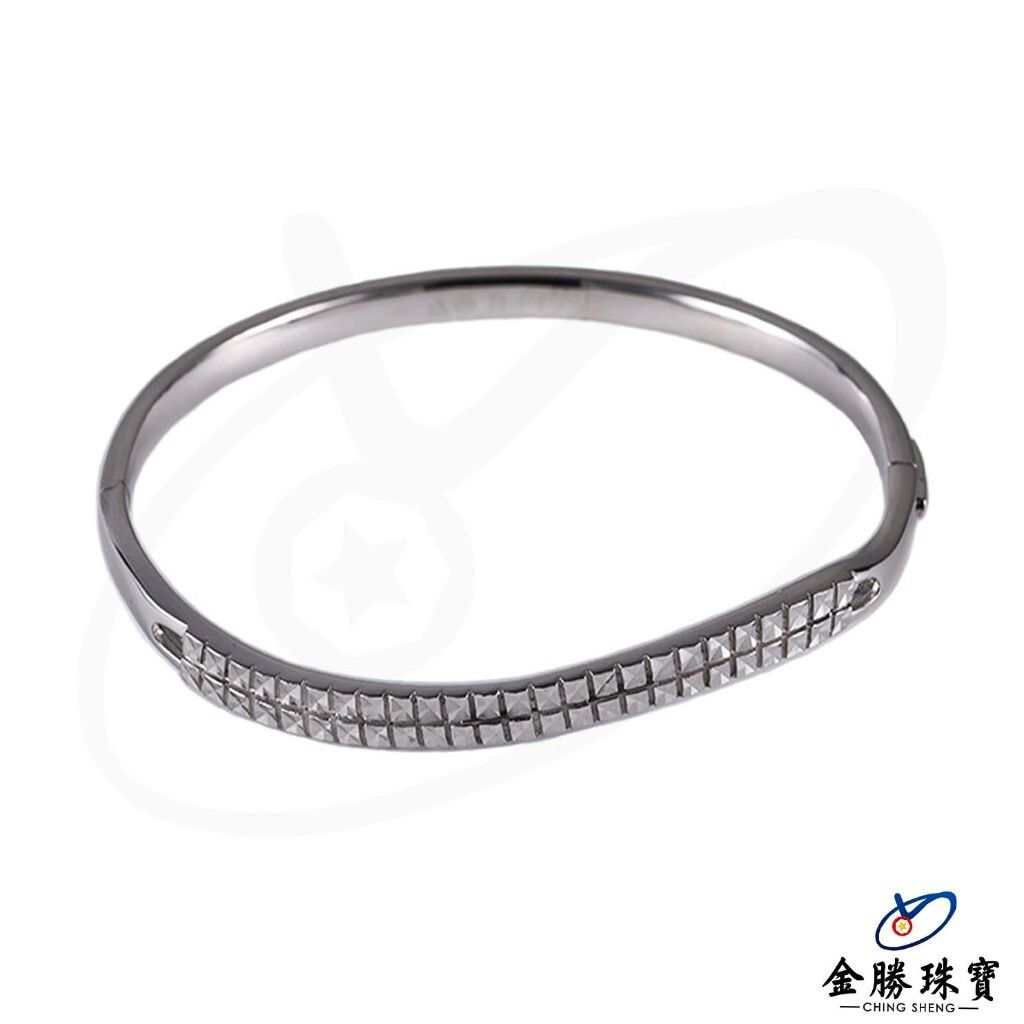 tw-11134207-820lg-mrpljnbgkni91e