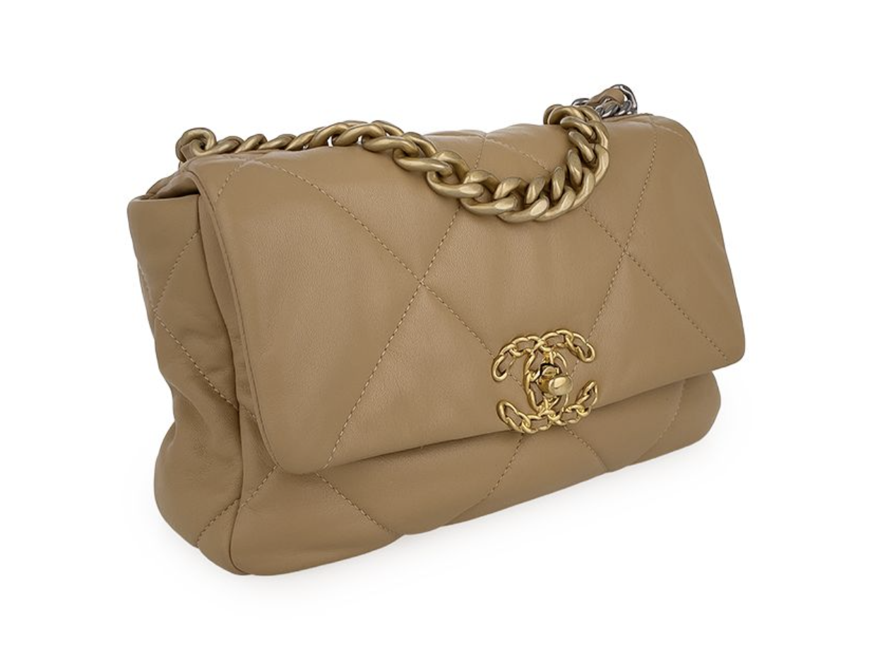 CHANEL 香奈兒 19 Bag 小號 亮面小羊皮 淺駝色 金扣1