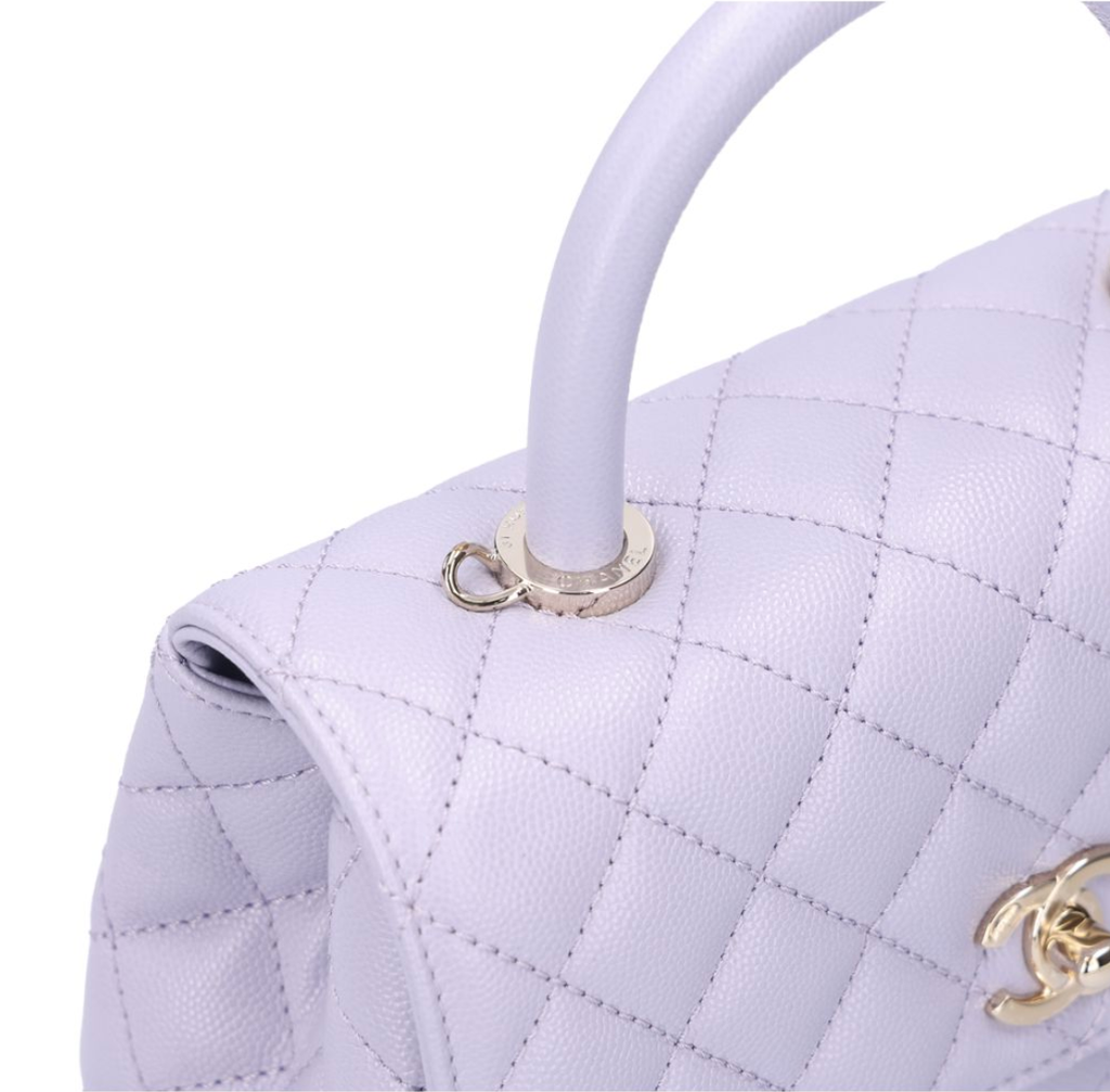 CHANEL 香奈兒 Coco Handle 小號 手提口蓋包 荔枝紋牛皮 淺紫金 A929906