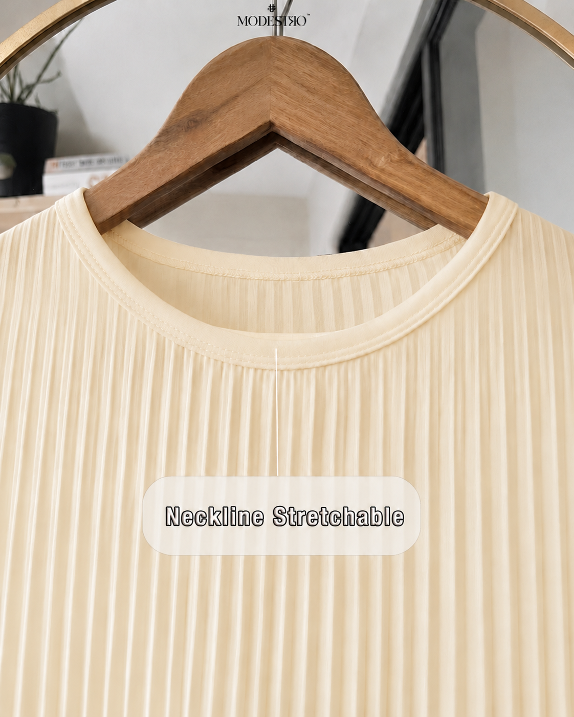 cream closeup neck