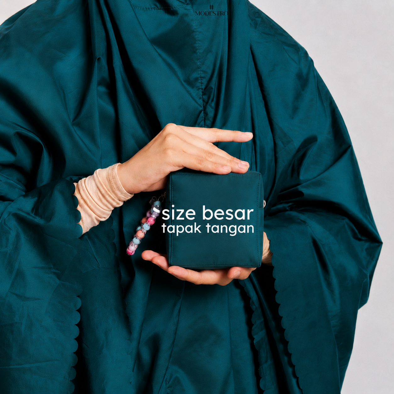 hand size emerald square