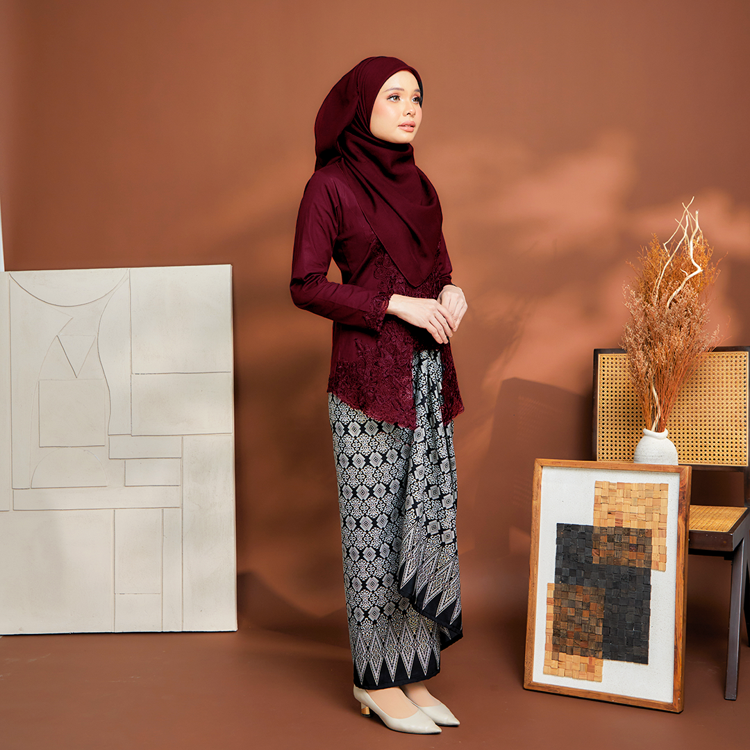 MUSTIKA_W_BURGUNDY(RIGHT)