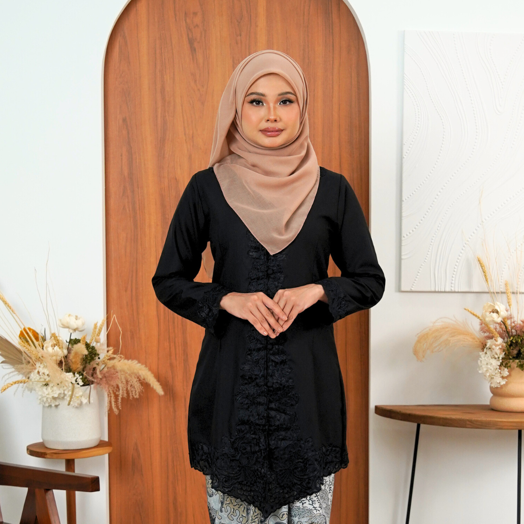 MEKAR BLACK TOP