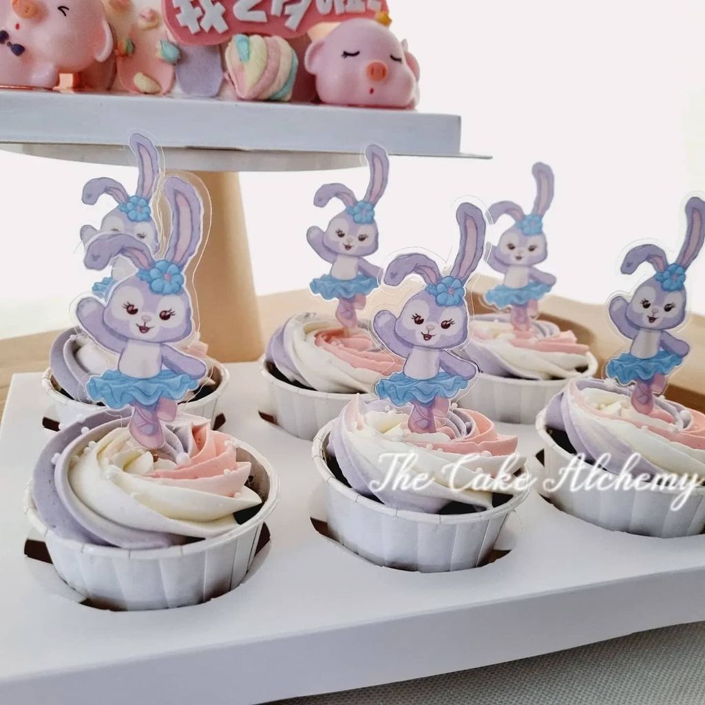 Customized 2D Topper Cupcakes The Cake Alchemy