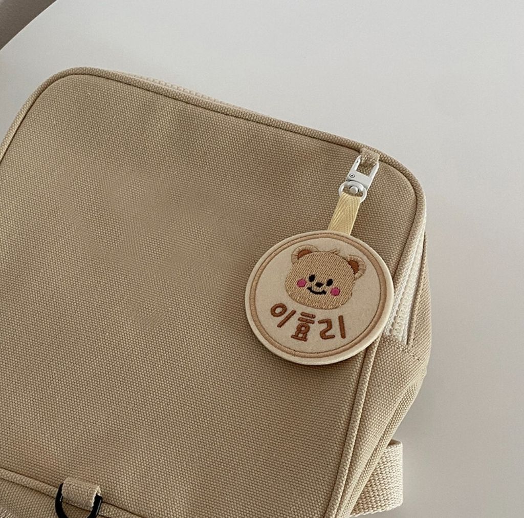 DB817369-109B-44FA-A66E-476FBE21852C