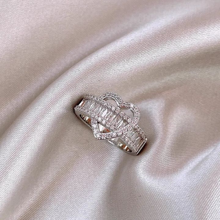    CHEEKY BLING HEART DIAMOND RING - 450$-3
