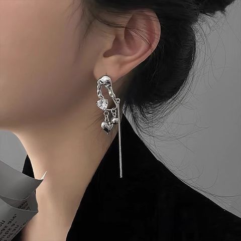 SILVER HEART EARRINGS - 490$-2