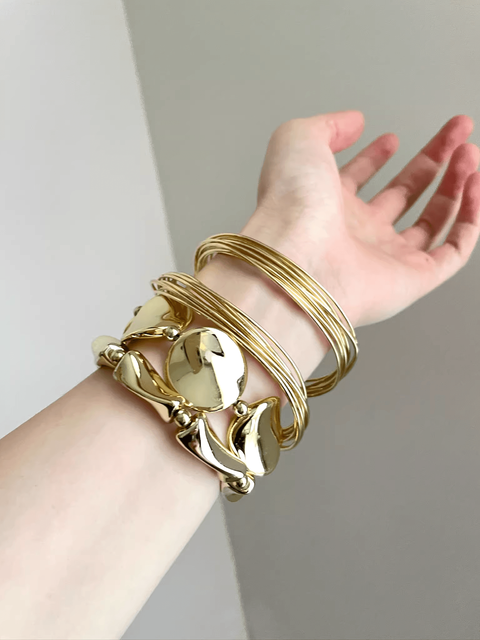 O1CN01BfdKfM1G7rF9EK7Bf~livephoto~_!!2219319610576