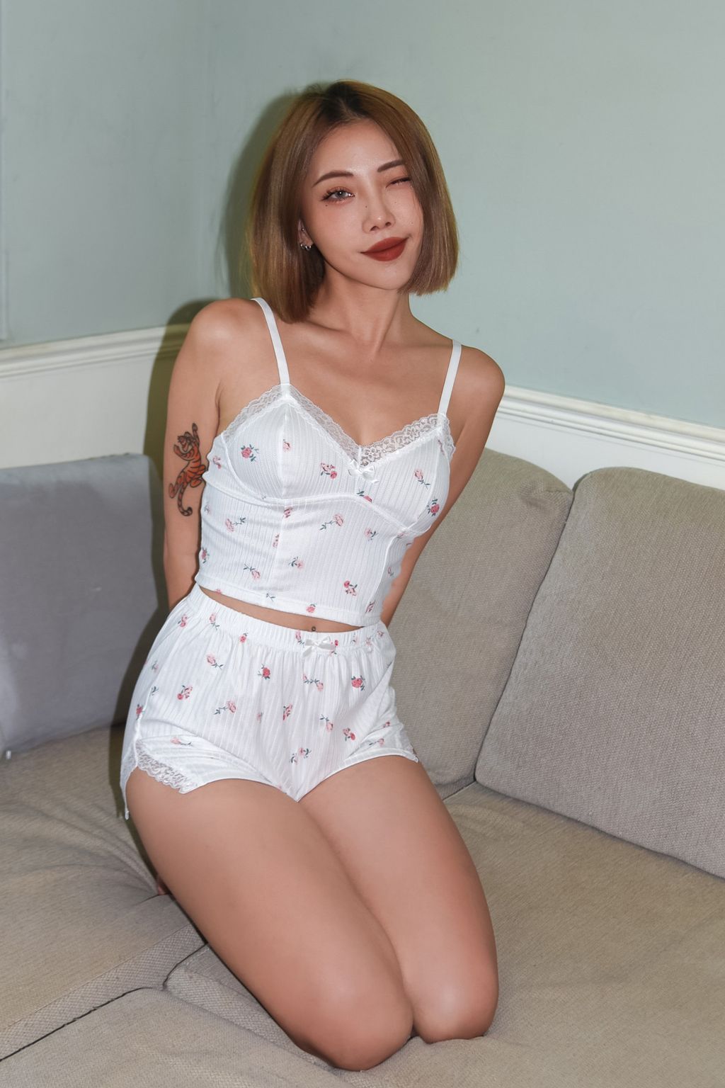 7FBB0156-D33F-4D84-A96A-F6B8A910B35A