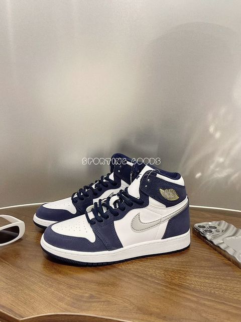 LINE_ALBUM_575441-141_260402_1