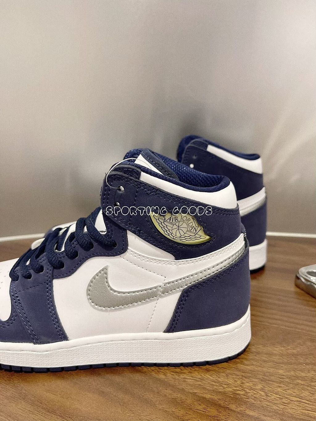 LINE_ALBUM_575441-141_260402_2