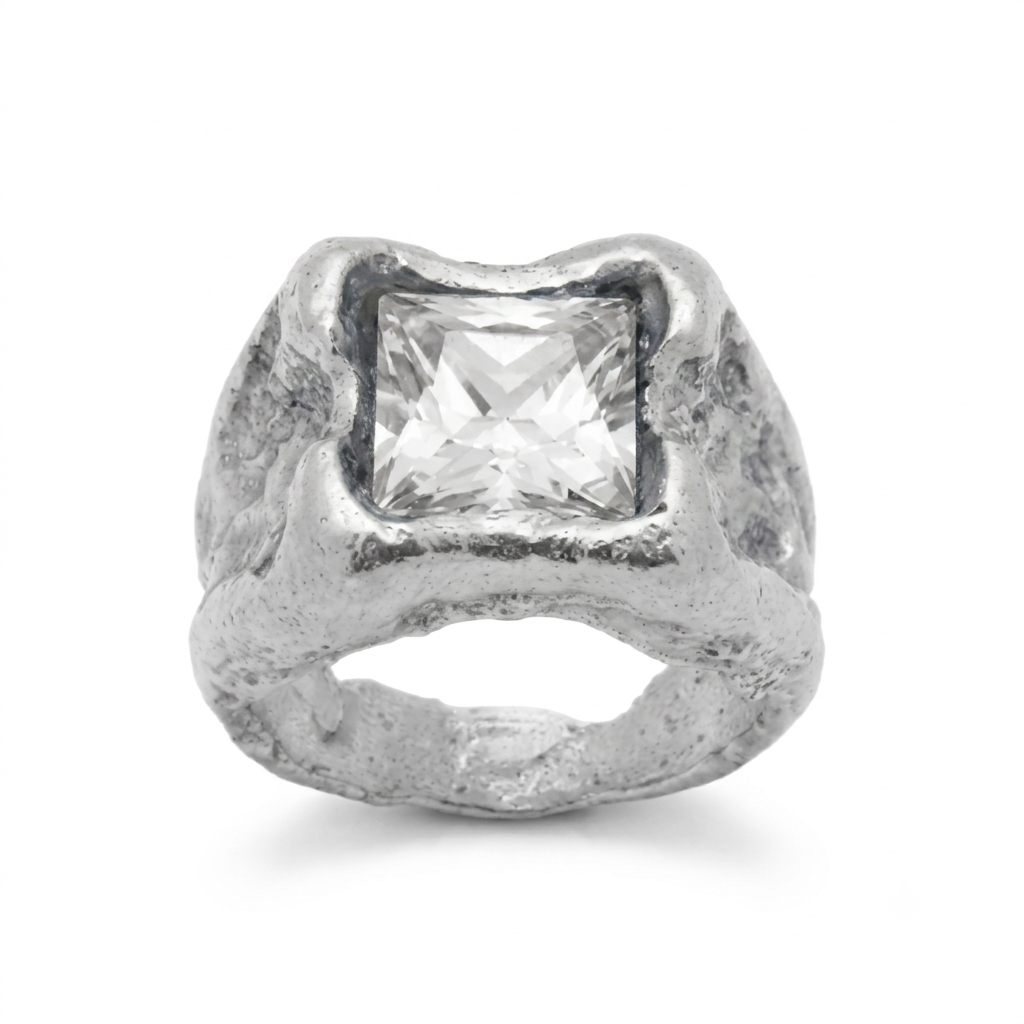 Sporeas Ring - White